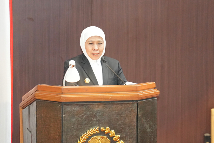 Dinilai Usang, Gubernur Jatim Cabut Lima Perda