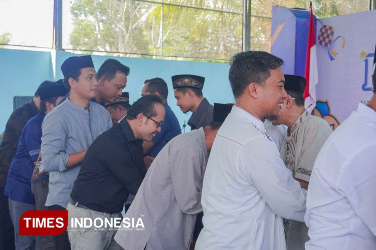 Nilai Pesantren Jadi Nafas Pendidikan di STKIP PGRI Pacitan