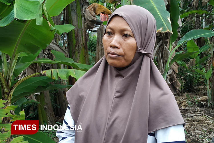 Penyaluran-bansos-dalam-kunjungan-tim-Wasev-TMMD-ke-126-c.jpg