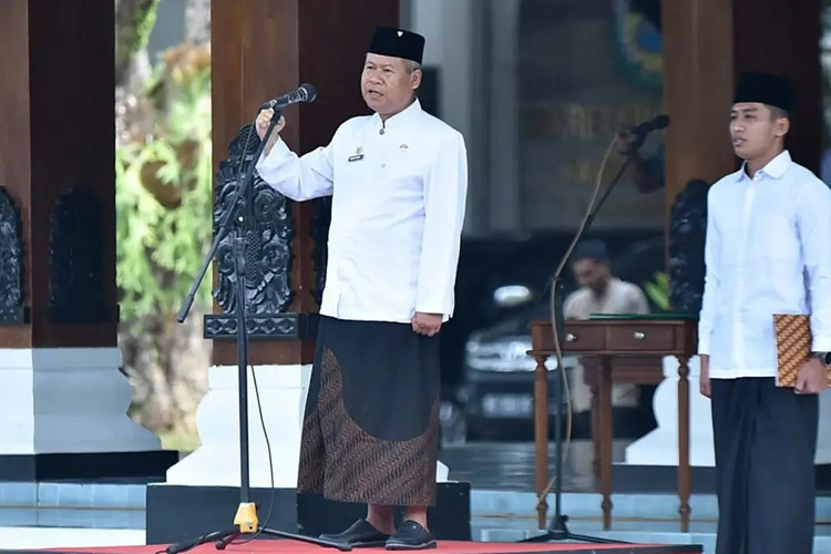 Santri Pacitan Diingatkan Tak Hanya Pandai Ngaji, Tapi Juga Kuasai Dunia Digital