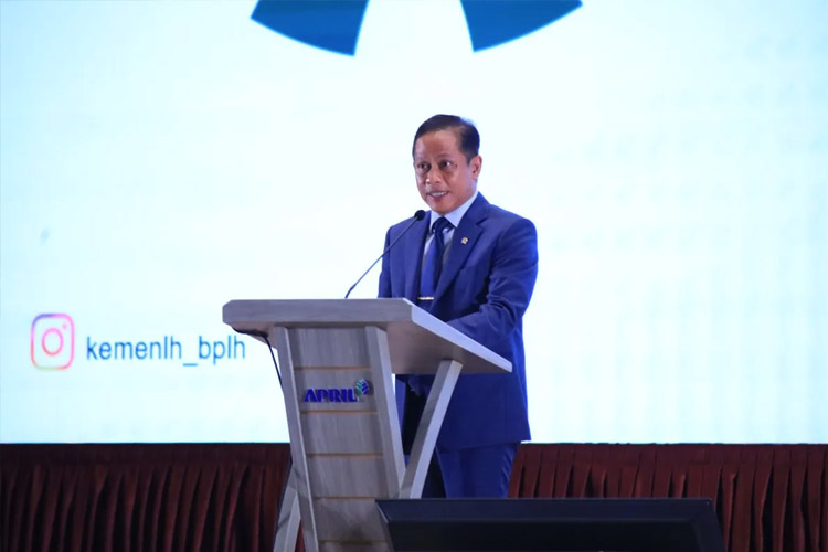 Menteri LH/Kepala BPLH Hanif Faisol Nurofiq dalam AsiaFlux Conference 2025 di Riau pada Rabu (22/10/2025). (FOTO: KLH)