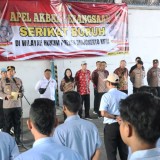 Polisi dan Buruh di Kota Mojokerto Apel Akbar Kebangsaan