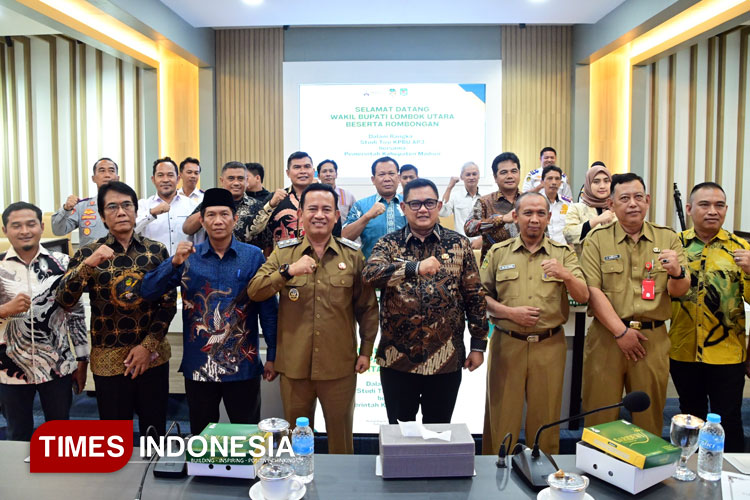 Wakil-Ketua-II-DPRD-KLU-a.jpg