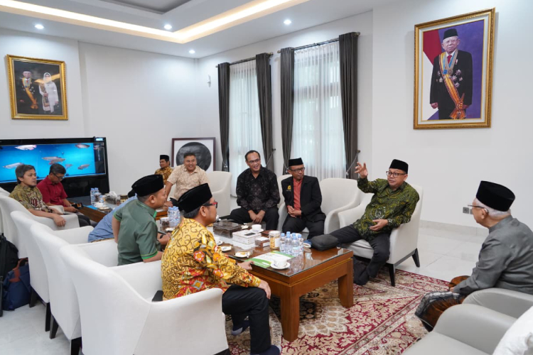 Wakil-Presiden-ke-13-Maruf-Amin-b.jpg