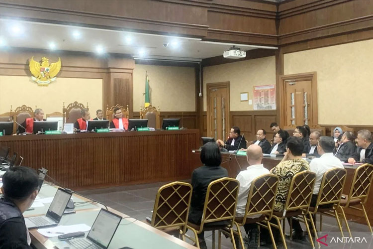 Dugaan Suap Hakim hingga Pencucian Uang, Advokat Marcella Santoso Hadapi Dakwaan Rp92,5 Miliar