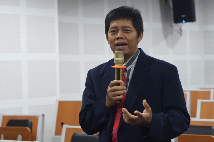 Prof. Dr. H. Achmad Supriyanto, M.Pd., M.Si., Guru Besar Universitas Negeri Malang.