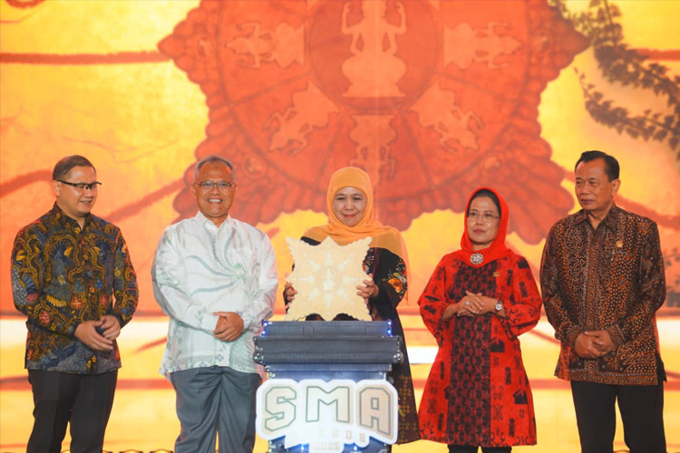 SMA Award Jatim Pecahkan Dua Rekor MURI