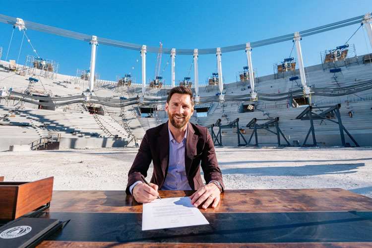 Lionel Messi Perpanjang Kontrak dengan Inter Miami hingga 2028