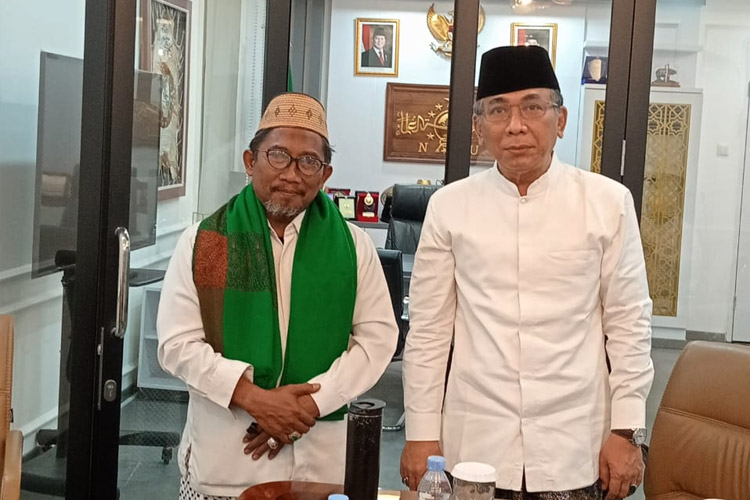 Istoghosah Dzurriyah Muassis, KH Zaini Munim Ridwan Minta NU Kuatkan Majelis Dzikir
