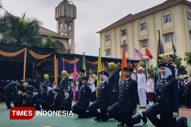 Pengukuhan-Pelajar-Pemimpin-Peradaban-Dunia-Sekolah-Sabilillah-Tahun-2025-b.jpg
