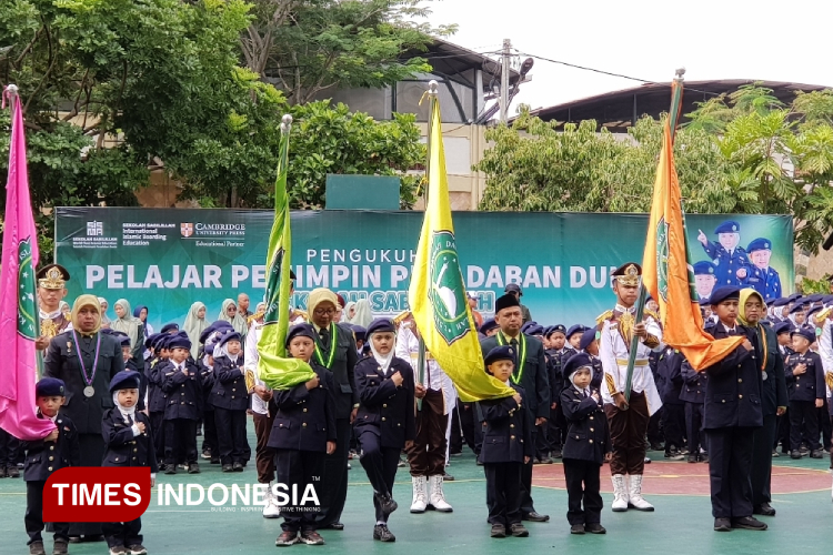 Pengukuhan-Pelajar-Pemimpin-Peradaban-Dunia-Sekolah-Sabilillah-Tahun-2025-c.jpg