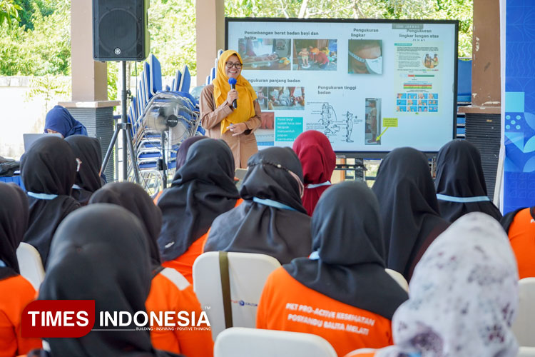 Puluhan-kader-posyandu-di-Kelurahan-Guntung-a.jpg