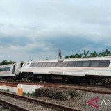 KAI Batalkan Sejumlah Perjalanan Kereta Api Akibat KA Purwojaya Anjlok di Bekasi