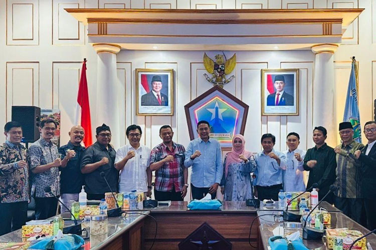 Pertemuan jajaran rektor UIN Maliki Malang bersama Wali Kota Malang dan jajaran di Pemkot Malang, Sabtu (25/10/2025). (Foto: Istimewa)