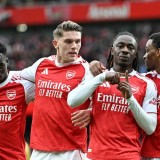 Liverpool dan City Tumbang, Arsenal Unggul Empat Poin di Puncak Klasemen
