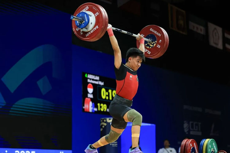 Muhamad Rijal Abdilah Raih Emas untuk Indonesia di AYG 2025