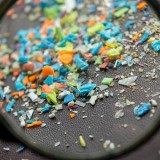 Mikroplastik Ditemukan di Paru Manusia, Ini Bahayanya