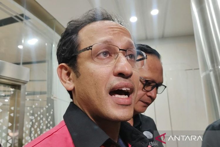 Pihak Nadiem Bantah Grup WA Dibuat untuk Pengadaan Chromebook
