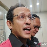 Pihak Nadiem Bantah Grup WA Dibuat untuk Pengadaan Chromebook