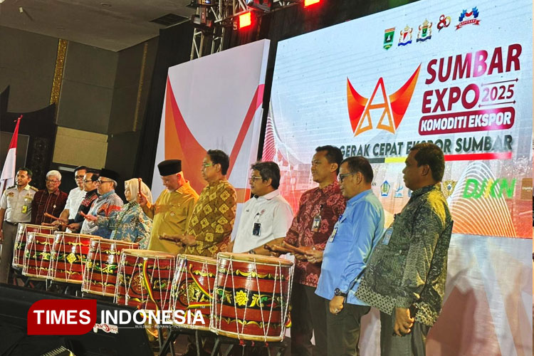Sumbar Expo 2025 digelardi di Hotel Truntum, Padang,  Senin (27/10/2025). (FOTO: Dion/TIMES Indonesia)