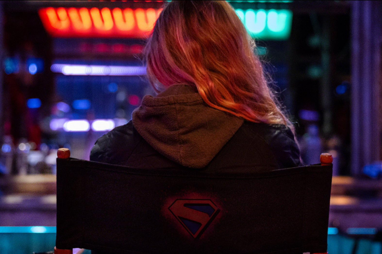 Tampilkan Superman David Corenswert, Supergirl Harus Syuting Ulang