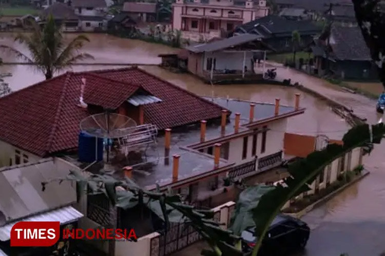 Banjir di Kota Semarang (FOTO: TIMES Indonesia)