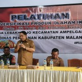 TMMD 126 Malang, Masyarakat Lebakharjo Ikuti Pelatihan Olahan Ikan Tingkatkan Ekonomi
