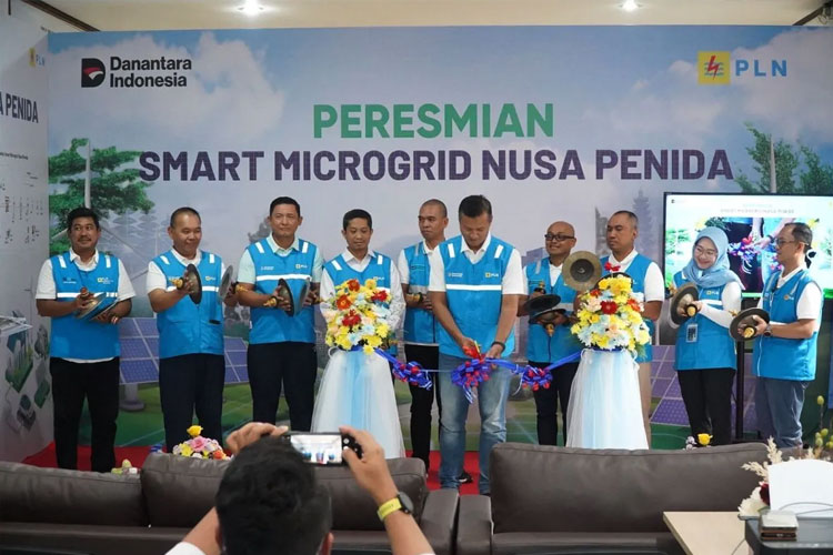 Tonggak Baru Transformasi Energi, PLN Operasikan Smart Microgrid di Nusa Penida Bali