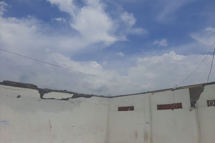 Atap Asrama Ponpes di Situbondo Ambruk Belasan Santri Jadi Korban, Begini Kata Pengasuh