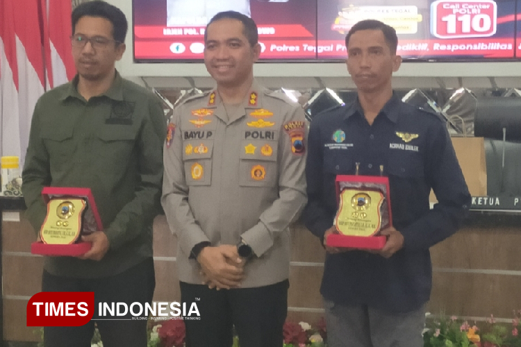 Hari Jadi Humas Polri ke-74, Kapolres Tegal Imbau Jajaran Merespons Cepat Awak Media