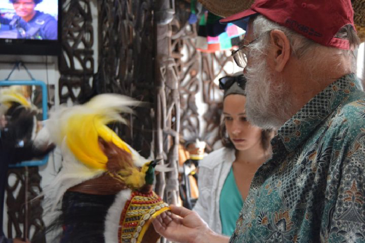 Tokoh Adat Papua Minta Aturan Lindungi Mahkota Cenderawasih