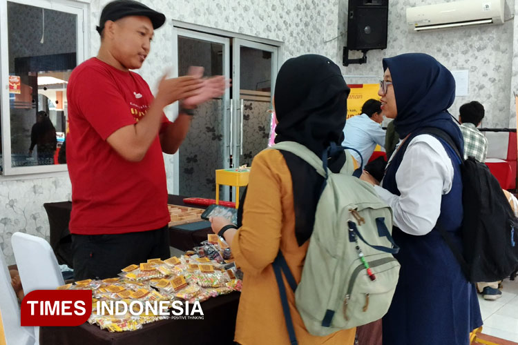 Semarak Bulan Bahasa, Balai Bahasa Jatim Hadirkan Pameran Buku dan Literasi Interaktif