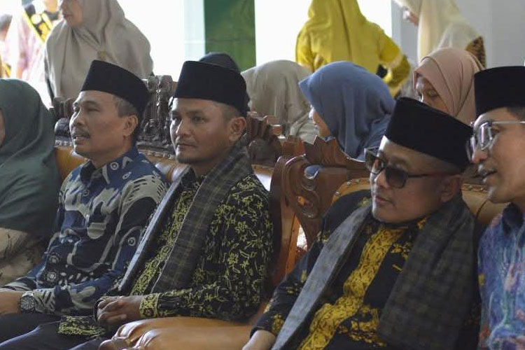 Menanam Nilai, Menuai Berkah: Spirit Baru Guru Madrasah dari Bukittinggi