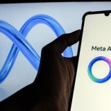 Meta Siapkan ''Gelombang Besar'' Konten AI di Facebook dan Instagram