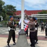 Bendera Organisasi Sipil di Tiang Bendera Utama Pati Diturunkan Paksa Aparat