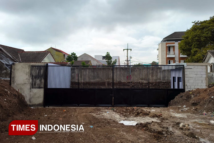 Satpol PP Kota Malang Kirim SP3 Gegara Warga Belum Bongkar Tembok di Rencana Jalan Tembus Griya Shanta