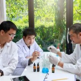 Mendiktisaintek: Banyak Riset Kampus Berhenti di Jurnal, Tak Sampai ke Industri