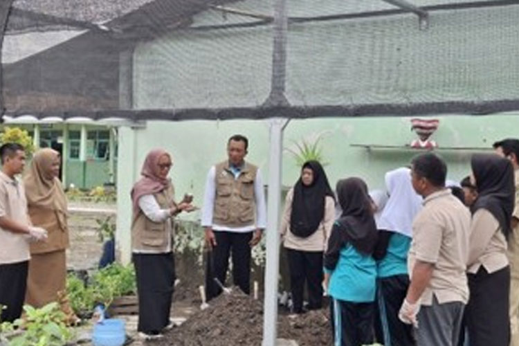 Komitmen Peduli Lingkungan dan Kesehatan, SDN Muneng Raih Dua Prestasi Bergengsi