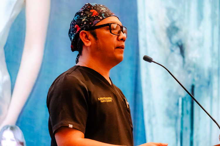 Tips Aman Bedah Plastik ala dr. Bambang Wicaksono