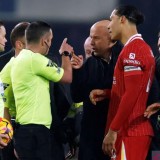 Arne Slot Fokus Bangkitkan Liverpool, Enggan Bahas Perpanjangan Kontrak