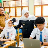 Gubernur Khofifah Pastikan Internet Stabil saat Tes Kompetensi Akademik