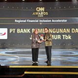 Bank Jatim Raih Penghargaan dari CNN Indonesia