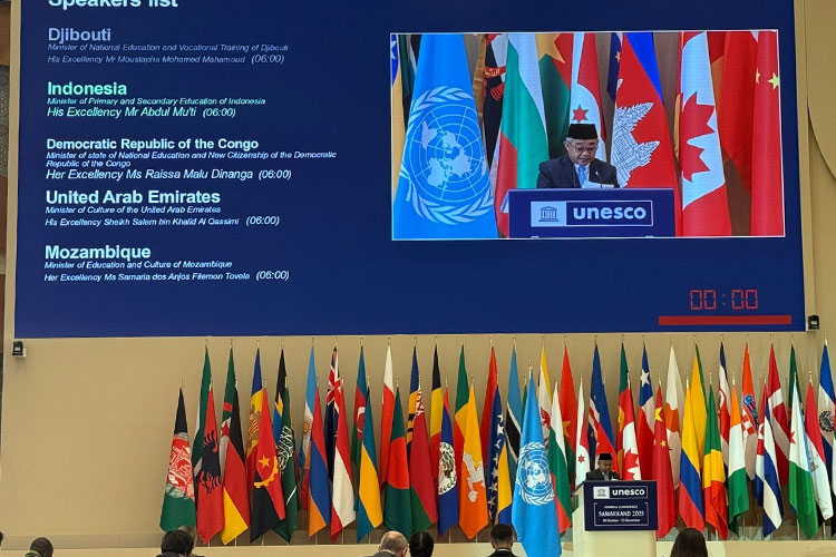 Mendikdasmen Abdul Mukti menghadiri sidang UNESCO ke-43. (Foto: Kemendikdasmen)