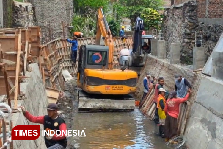 Proyek-Kali-Gempol-Senilai-Rp47-Miliar-c.jpg
