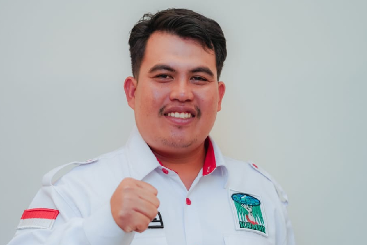 Sekretaris Jenderal PP KAMMI Syafrul Ardi menghimbau masyarakat untuk tidak percaya isu Pertalite dicampur air.(FOTO: Humas KAMMI)