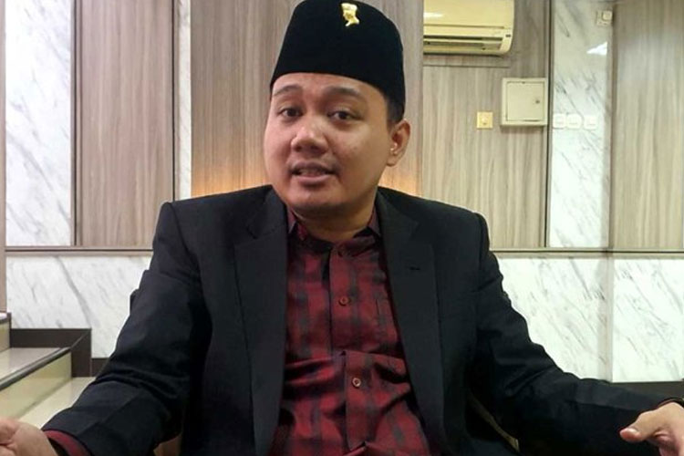 Anggota Tim Pansus BUMD dari Fraksi PDI Perjuangan, Fuad Benardi. (Foto: Dok.DPRD Jatim)