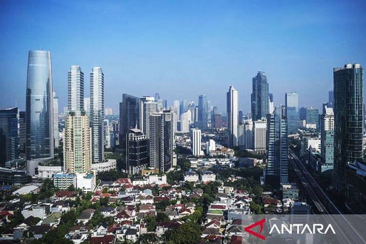 Ekonomi RI Tahan Banting, Indef: Tumbuh Stabil 5,04% di Kuartal III