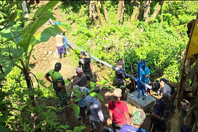 Air Bersih Mengalir ke Rumah Warga, TMMD 126 Malang Rampungkan Pipanisasi