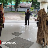 Kritik Kunker DPRD Blora, Aktivis Lakoni 'Jalan Miring' dari Alun-Alun hingga Kantor Dewan