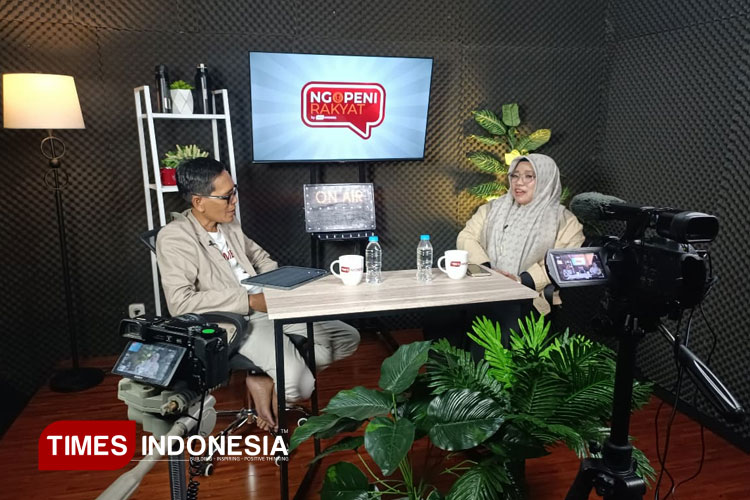 Anggota Komisi E DPRD Jatim, Hikmah Bafaqih, mengkritik keras kinerja birokrasi yang terjebak ego sektoral sehingga gagal mencapai target pengentasan kemiskinan.  (Foto: Bagus Satriawan/TIMES Indonesia)